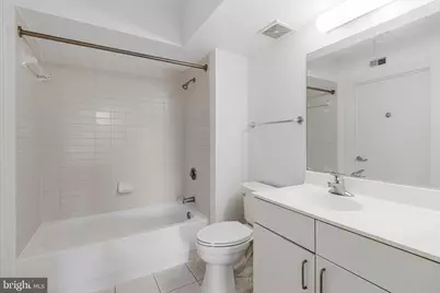 1000 New Jersey Avenue SE #321, Washington, DC 20003 - Photo 15