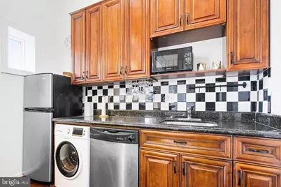 1125 12th Street NW #81, Washington, DC 20005 - Photo 11