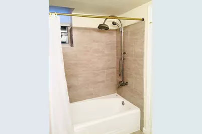 3731 39th Street NW #B200, Washington, DC 20016 - Photo 9