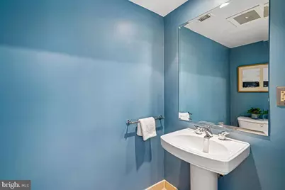 912 F Street NW #709, Washington, DC 20004 - Photo 11