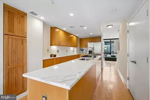 912 F St NW, Washington, DC 20004 - Photo 5