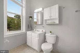 1819 1st St NW, Washington, DC 20001 - Photo 29