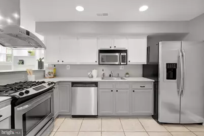 1819 1st Street NW #A, Washington, DC 20001 - Photo 17
