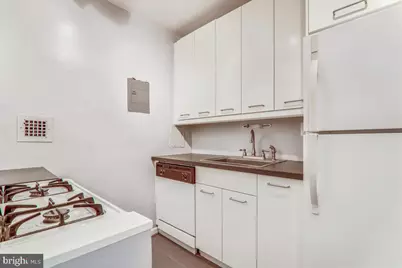 940 25th Street NW #817-S, Washington, DC 20037 - Photo 7