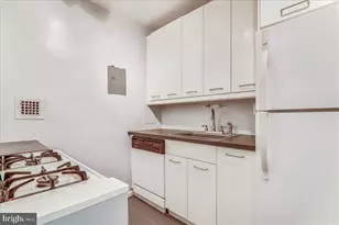 940 25th St NW, Washington, DC 20037 - Photo 7
