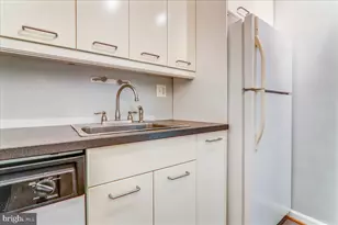 940 25th St NW, Washington, DC 20037 - Photo 9