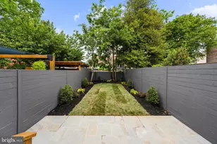 324 5th St SE, Washington, DC 20003 - Photo 41