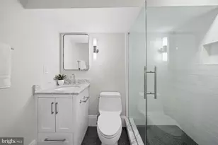 324 5th St SE, Washington, DC 20003 - Photo 33