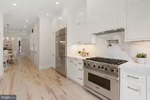 324 5th St SE, Washington, DC 20003 - Photo 13