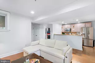 1929 1st St NW, Washington, DC 20001 - Photo 9