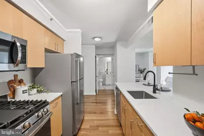 1000 New Jersey Avenue SE #511, Washington, DC 20003 - Photo 11