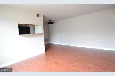 709 Brandywine Street SE #302, Washington, DC 20032 - Photo 5