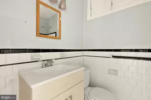 1227 18th Pl NE, Washington, DC 20002 - Photo 11