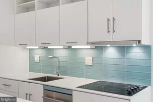 2424 17th St NW, Washington, DC 20009 - Photo 5