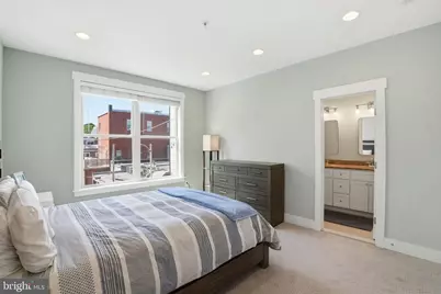 834 Varnum Street NW #2, Washington, DC 20011 - Photo 11