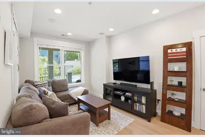 834 Varnum Street NW #2, Washington, DC 20011 - Photo 9