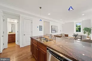19 Logan Cir NW, Washington, DC 20005 - Photo 11