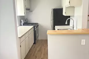 4721 1st St SW, Washington, DC 20032 - Photo 3