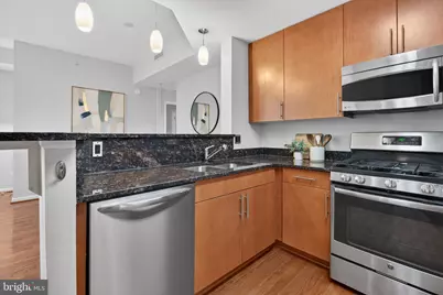 1390 Kenyon Street NW #613, Washington, DC 20010 - Photo 5