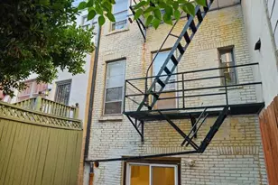 313 C St SE, Washington, DC 20003 - Photo 45