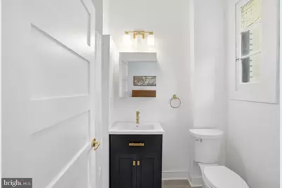 313 C Street SE, Washington, DC 20003 - Photo 19