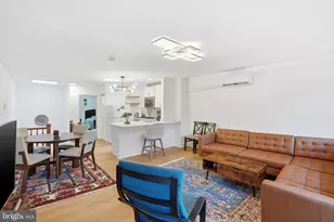 313 C St SE, Washington, DC 20003 - Photo 13