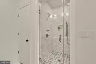 1010 I St NE, Washington, DC 20002 - Photo 23