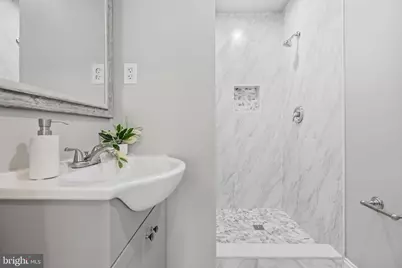 2210 Bryan Place SE, Washington, DC 20020 - Photo 17