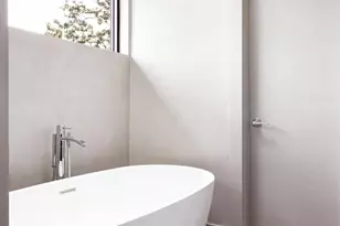 1522 Foxhall Rd NW, Washington, DC 20007 - Photo 29