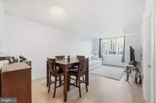 1000 New Jersey Ave SE, Washington, DC 20003 - Photo 3