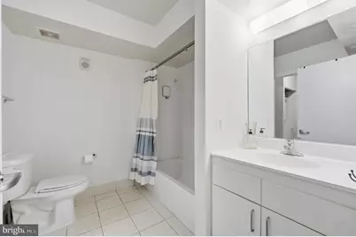 1000 New Jersey Avenue SE #216, Washington, DC 20003 - Photo 9