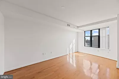 400 Massachusetts Avenue NW #1102, Washington, DC 20001 - Photo 3