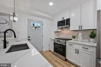 305 34th Place NE, Washington, DC 20019 - Photo 9