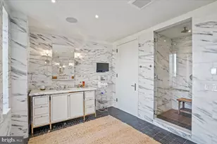 2660 Connecticut Ave NW, Washington, DC 20008 - Photo 13