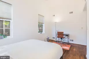 238 14th St SE, Washington, DC 20003 - Photo 29
