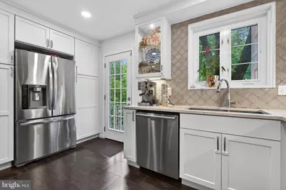5211 Nebraska Avenue NW, Washington, DC 20015 - Photo 11