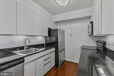2501 M Street NW #722, Washington, DC 20037 - Photo 9