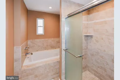 4136 E East Capitol Street NE, Washington, DC 20019 - Photo 31