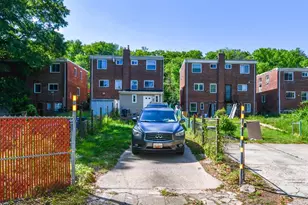 4136 E East Capitol Street NE, Washington, DC 20019 - Photo 23