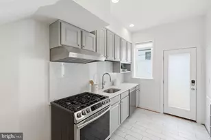 1005 Irving St NW, Washington, DC 20010 - Photo 9