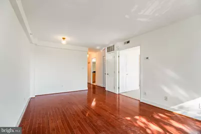 3401 38th Street NW #324, Washington, DC 20016 - Photo 7