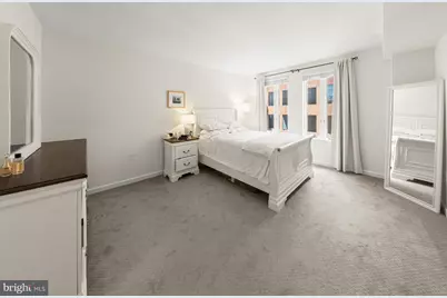 1045 31st Street NW #303, Washington, DC 20007 - Photo 9