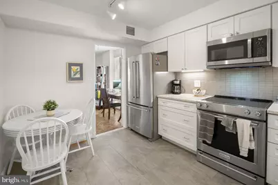 1045 31st Street NW #303, Washington, DC 20007 - Photo 7