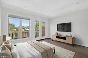 3430 Brown St NW, Washington, DC 20010 - Photo 5