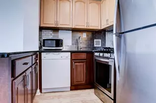 950 25th St NW, Washington, DC 20037 - Photo 9