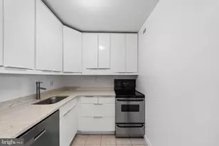 4600 Connecticut Ave NW, Washington, DC 20008 - Photo 9