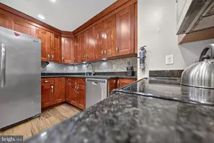 817 6th St NW, Washington, DC 20001 - Photo 31