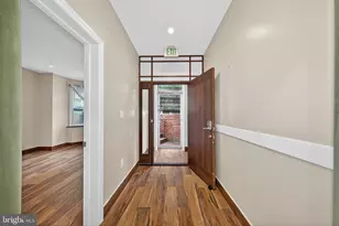 817 6th St NW, Washington, DC 20001 - Photo 11