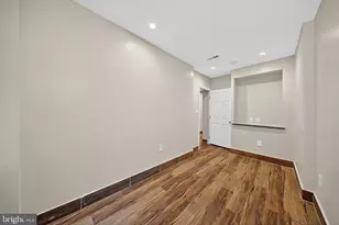 817 6th St NW, Washington, DC 20001 - Photo 27