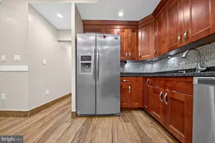817 6th St NW, Washington, DC 20001 - Photo 17
